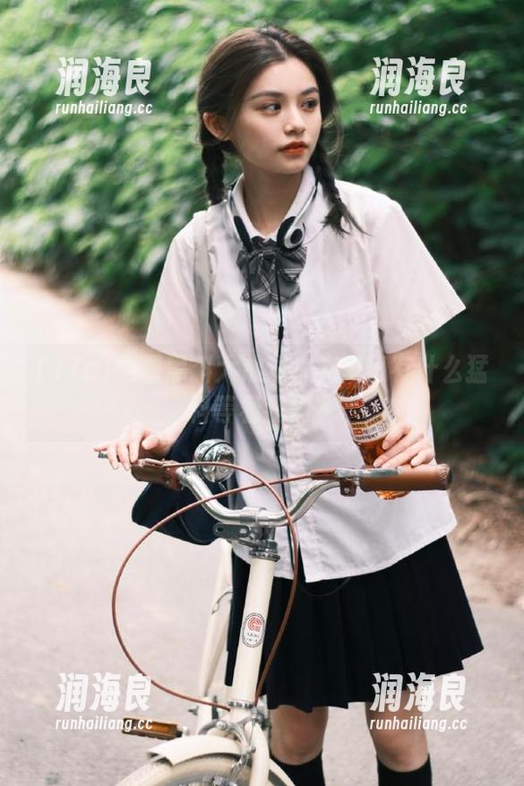 免费黑料大放送！17c又有什么猛料等着我们？