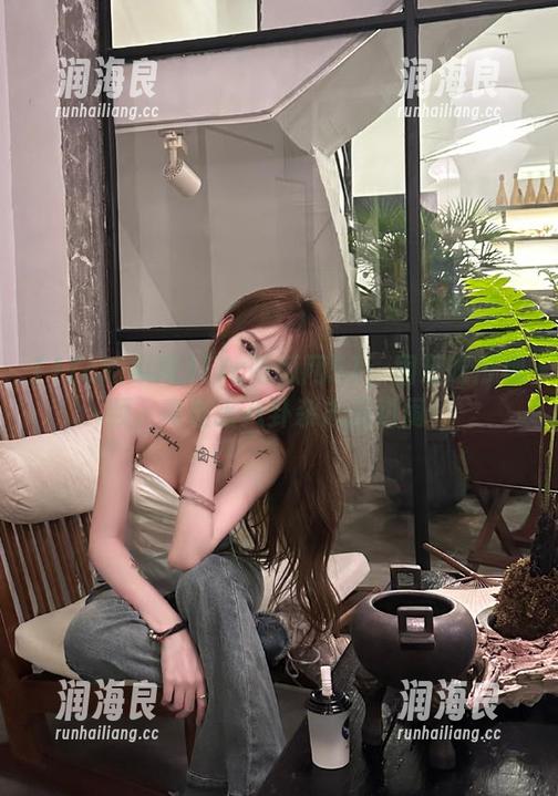 17c吃瓜网 17c吃瓜网51:围观吃瓜视频,真是比八卦杂志还热闹!