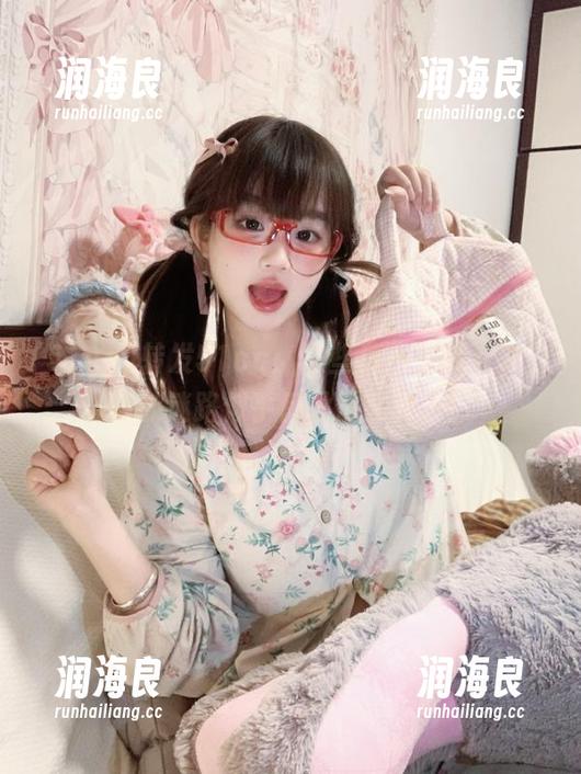 51cg 转发51cg:这些瓜一旦咬下去,你的迷路似乎都没那么苦了!