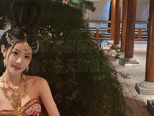 51吃瓜网网址：那个比赛哪有吃瓜好看？今天的热搜不止如此！