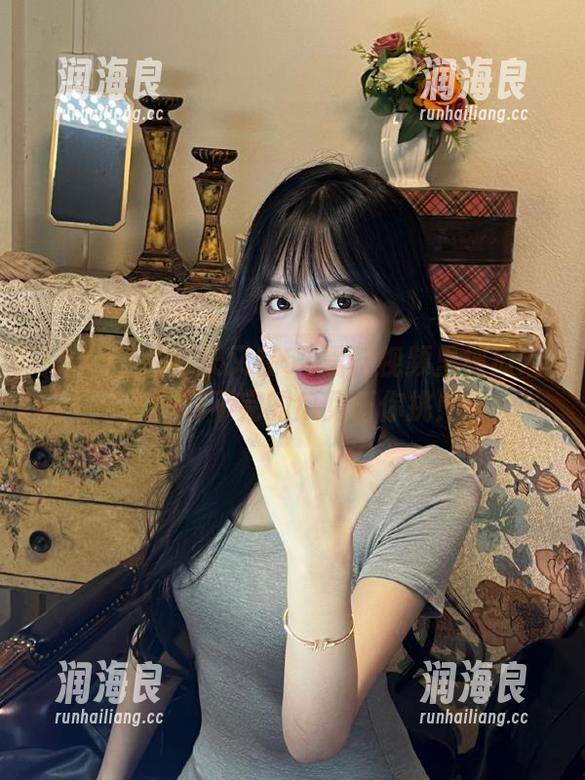 51黑料 今天又在51黑料视频里被瓜砸了,聊不完的瓜见任你挑!