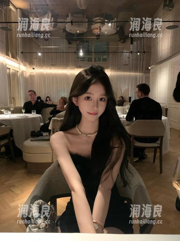 718.sx 我真不想刷716的瓜,偏偏718.sx苹果版总是推送那些隔了好几天的事情!