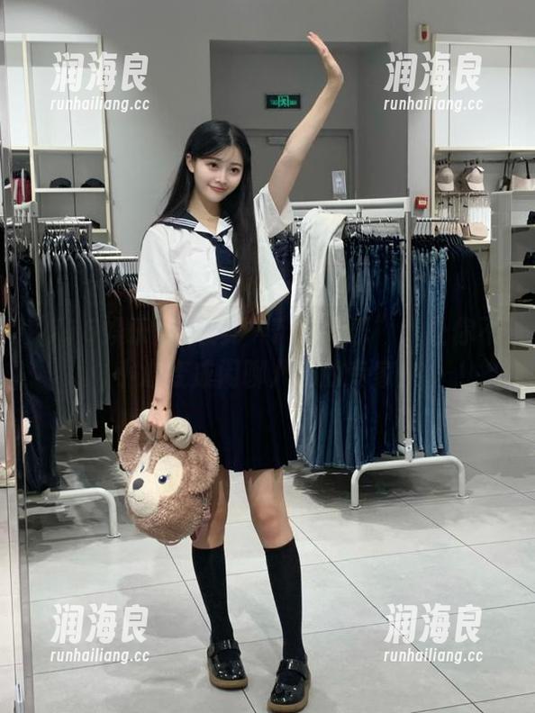 718娱乐 导航到“718娱乐”:让你不小心变成闲聊八卦的专家!