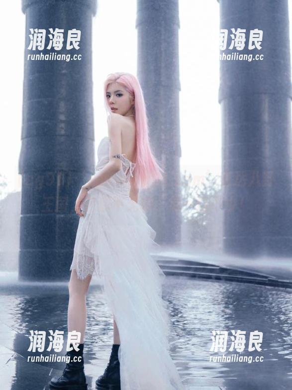 cg91 ‘www.cg91.com’直达八卦王国,包你不无聊,瓜一口不少!