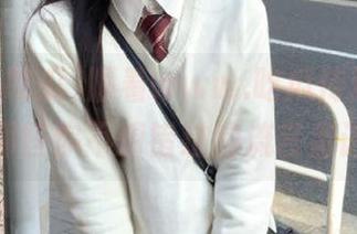 顺着www.吃瓜传送门，抓住那些你不想错过的流言蜚语！