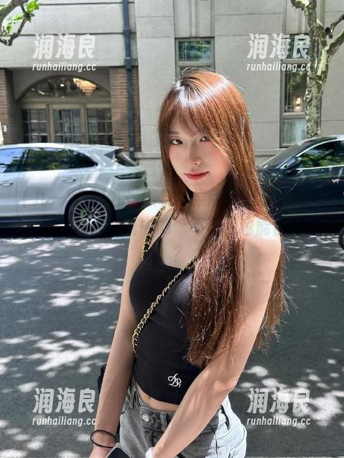 九一黑料 九一黑料苹果版免费版上线,难道这就是传说中的‘不花钱也能被喂料’?