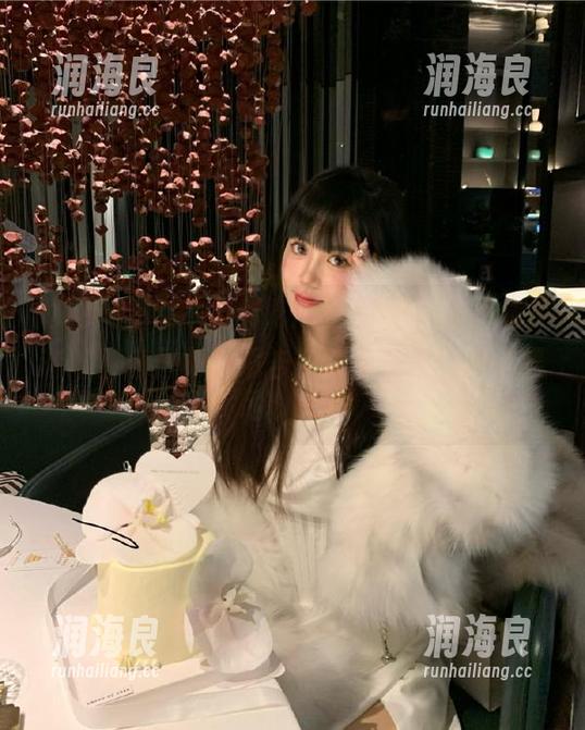 免费吃瓜 “免费吃瓜”APP,带你永不迷路!每日更新报告,吃瓜最便捷的选择!