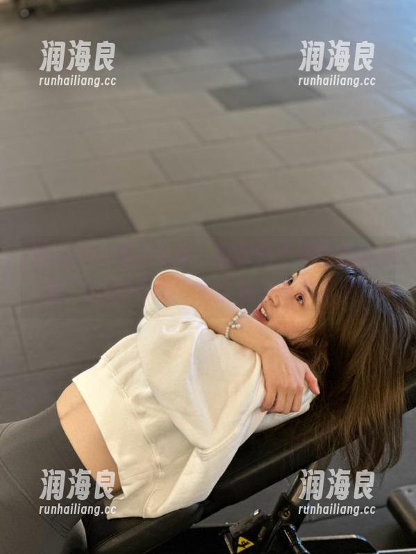 吃瓜91 最新热议:就算你不爱吃瓜,来到“吃瓜91cd”也能乐得不亦乐乎!