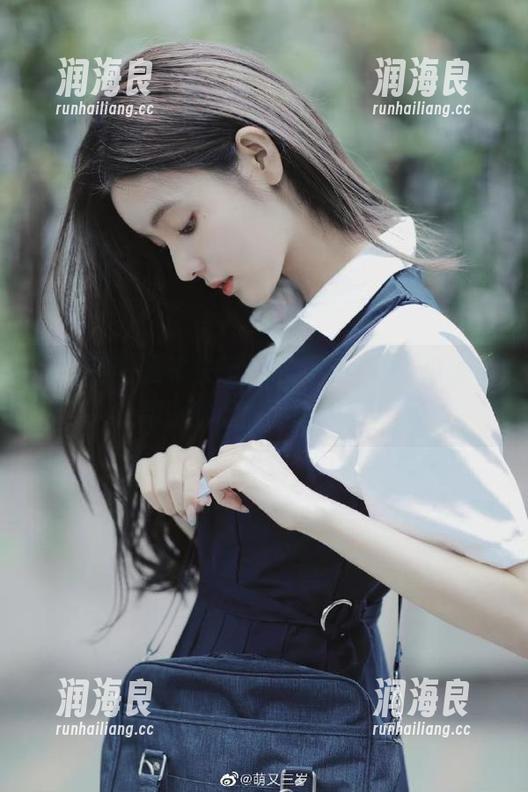 吃瓜网 发布快乐:吃瓜网下载,瓜皮也能让你心情好到飞起!