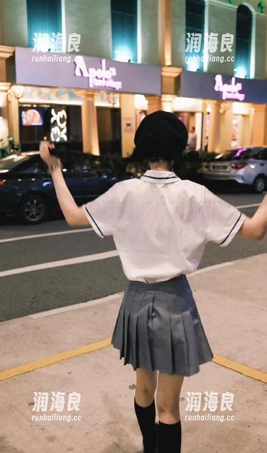 吃瓜网 快来吃瓜网登陆,黑料蘑菇视频里暗藏的故事太精彩了!