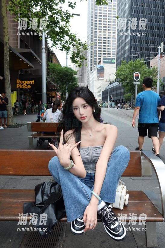 吃瓜视频app 坐稳了朋友们,“吃瓜视频app”的娱乐线路又要开始疯狂直播了,这波我怎么买?