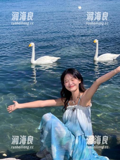 翻开链接，明星黑料网站教会我如何用幽默解锁八卦！