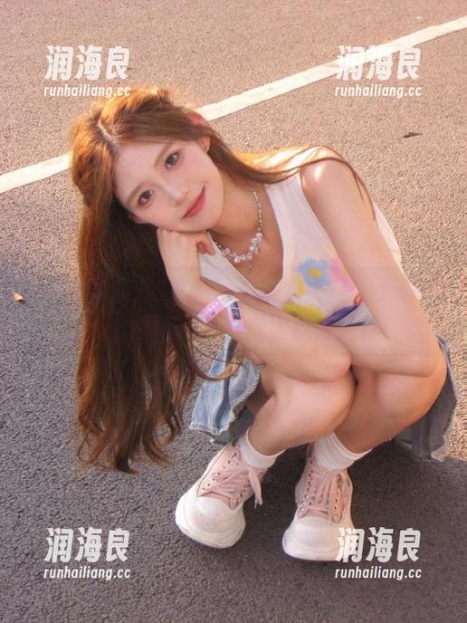 哈哈，首页明星黑料：不看绝对亏！今晚的瓜吃得比晚饭还香！