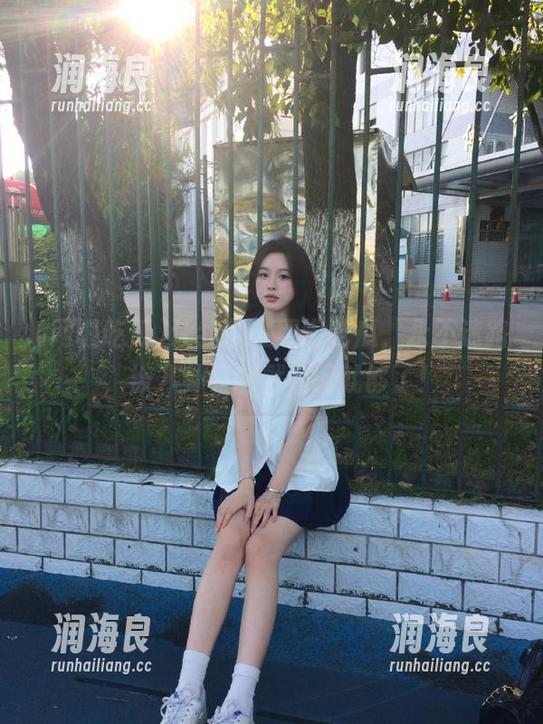 让我们在网曝吃瓜，永不迷路，被八卦和幽默包围就够了！