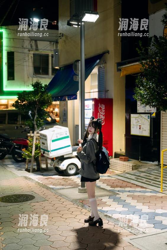 黑料吃瓜网 黑料吃瓜网ios版,免费污污到让你忍不住想点赞!