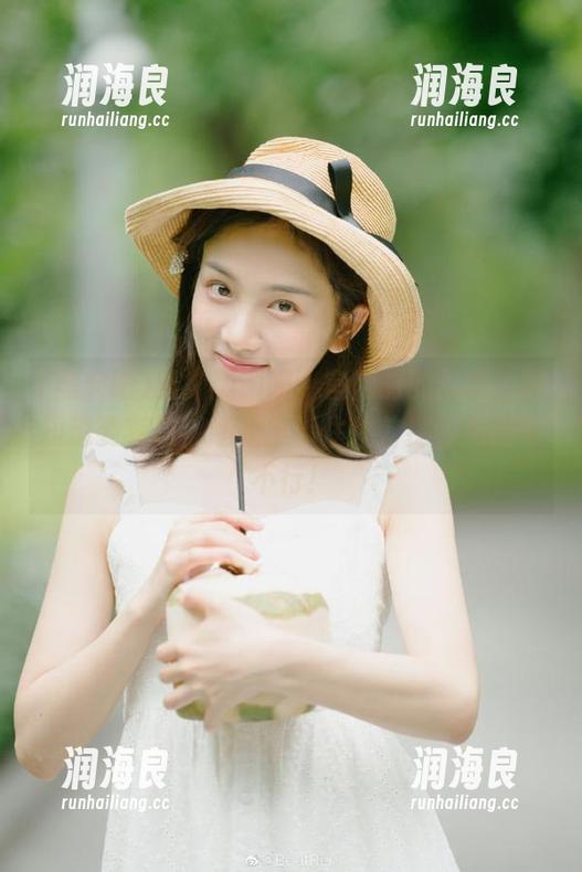 黑料吧 逛“黑料吧”官网时的心态:明知道要踩坑,还是忍不住往前探,刺激得不行!