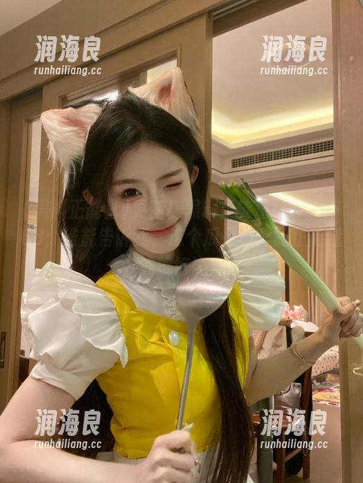 黑料正能量 更新!黑料正能量tttzzz668:谁能告诉我,这个瓜是哪里的正能量,气氛好诡异!