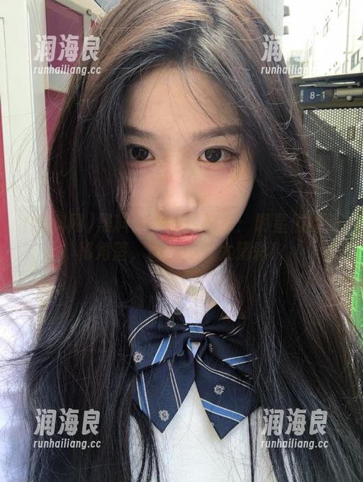 黑料网 黑料网今日轻松扒:明星们的隐秘角落,简直不要太精彩!