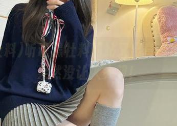 听说黑社料网站又出奇葩瓜了，果然没让人失望！